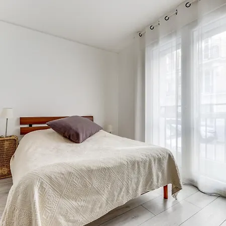 Apartment Spacieux Dans Un Quartier Paisible *